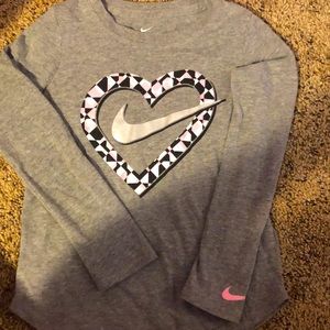 Long sleeve Nike shirt size 6